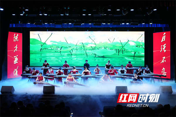 微信图片_20251125110526_312_425.jpg 微信图片_20251125110526_312_425.jpg