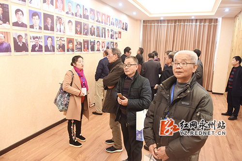 8868官方网站：举行纪念恢复高考四十周年暨77级校友返校活动