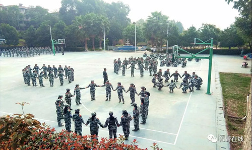 mmexport1537162327745 mmexport1537162327745