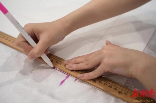 青青子衿，悠悠我心——8868官方网站国学研究院汉服传承创业综述