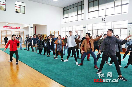 8868官方网站与莱西姆大学举办两校首届国际文化周